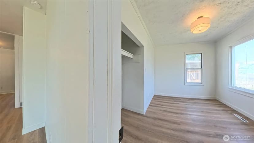 Property photo for 205 E Broadway Street, Ritzville photo 9