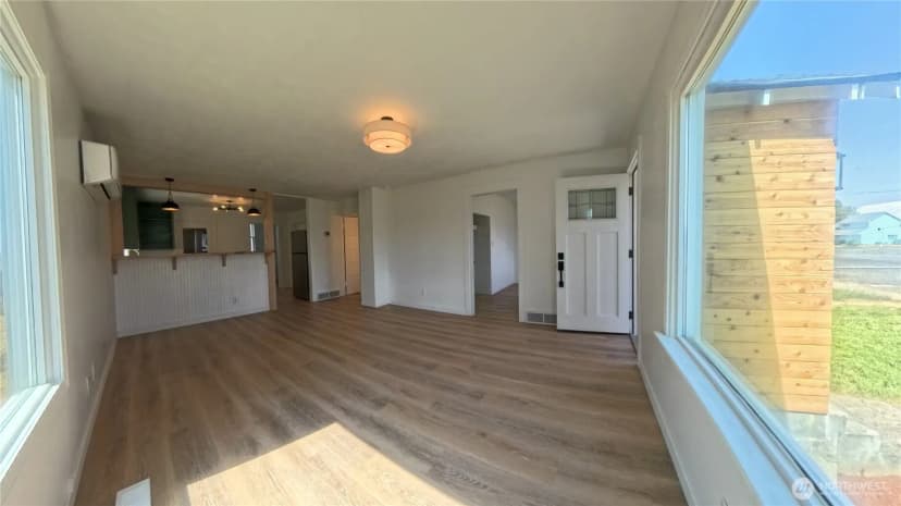 Property photo for 205 E Broadway Street, Ritzville photo 6