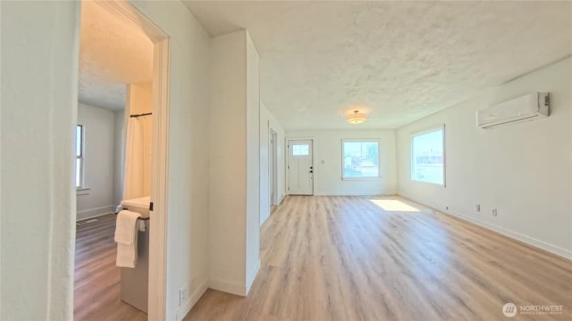Property photo for 205 E Broadway Street, Ritzville photo 8