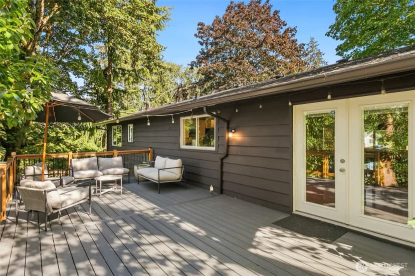 Property photo for 20417 55th Place Ne, Lake Forest Park photo 28