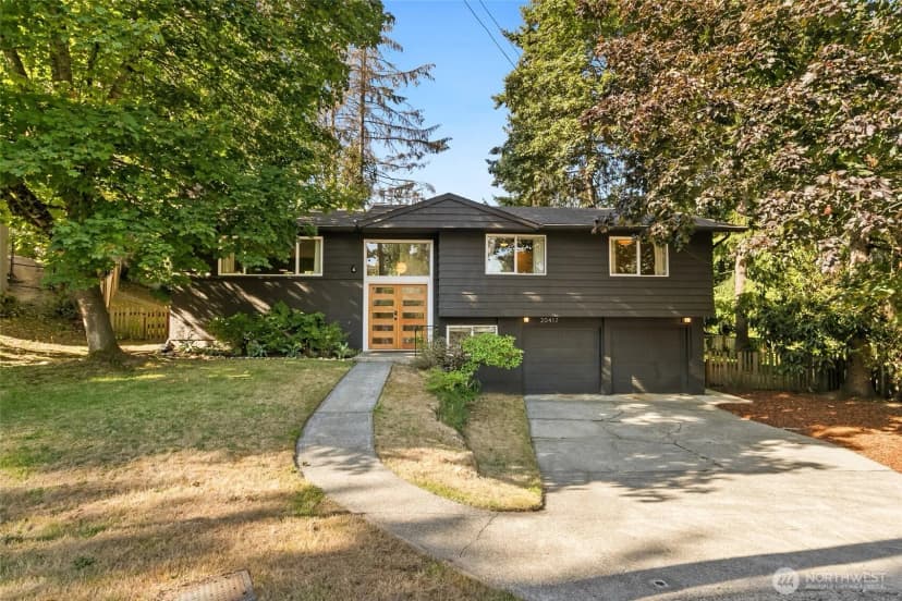 Property photo for 20417 55th Place Ne, Lake Forest Park photo 29