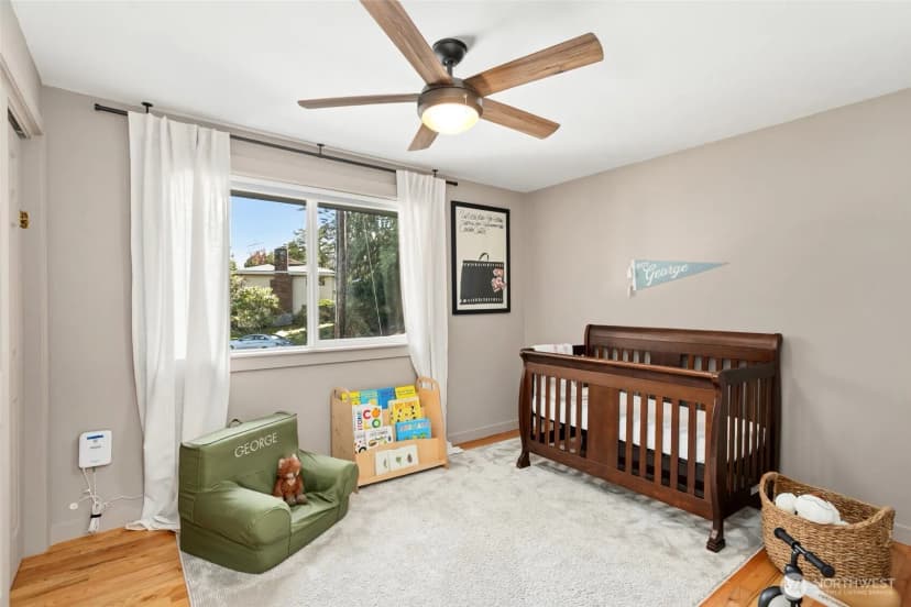 Property photo for 20417 55th Place Ne, Lake Forest Park photo 16