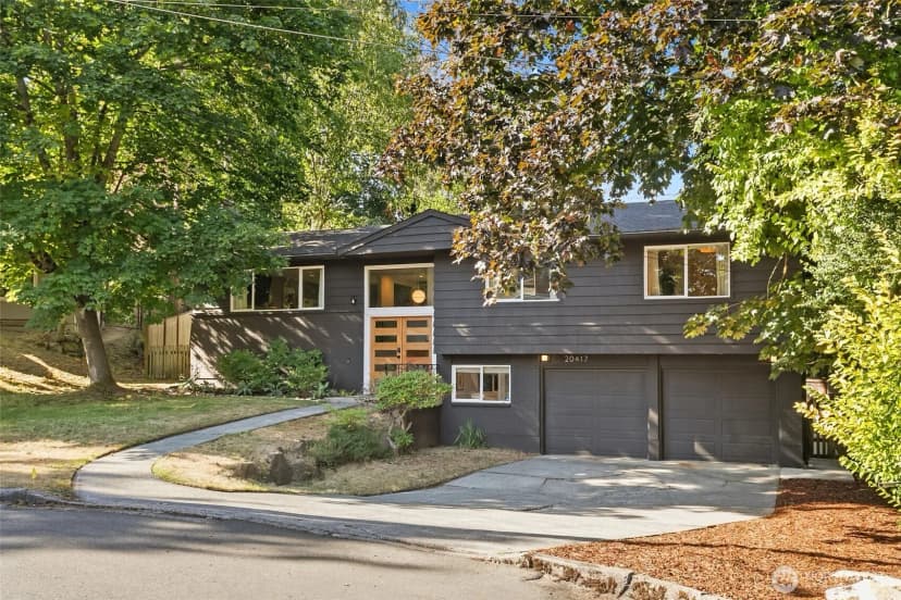 Property photo for 20417 55th Place Ne, Lake Forest Park