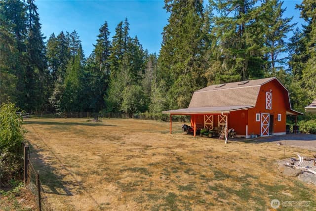Property photo for 8545 Mill Bight Road Ne, Olympia photo 3