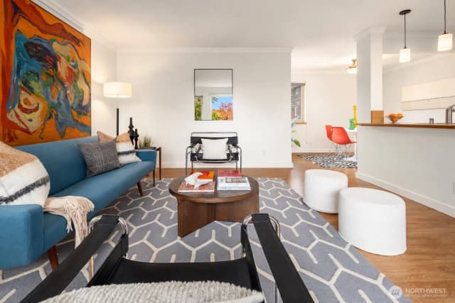 Property photo for 732 11th Avenue E #301, Seattle photo 4