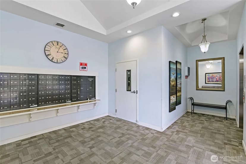 Property photo for 300 High School Road Ne #406, Bainbridge Island photo 3