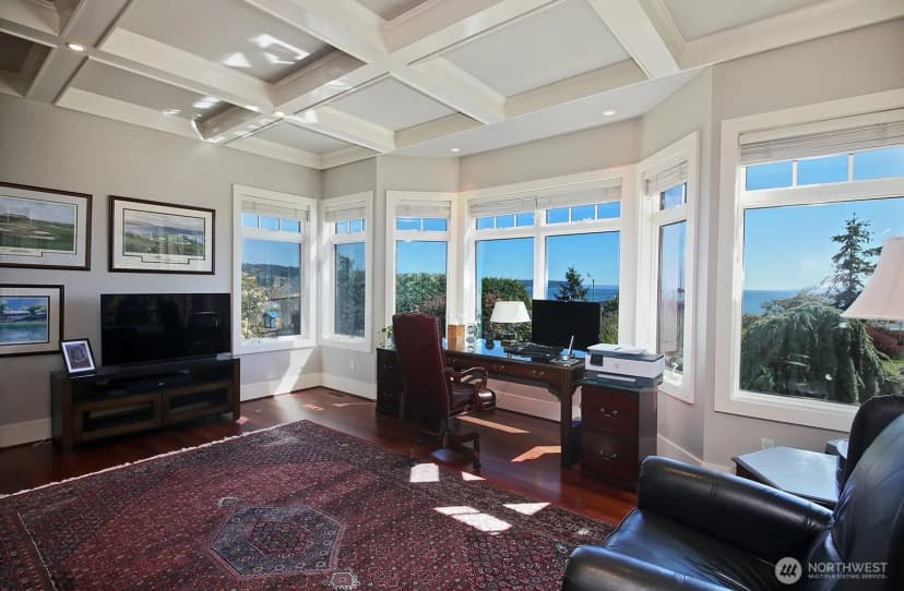 Property photo for 2382 Soundview Drive, Langley photo 25