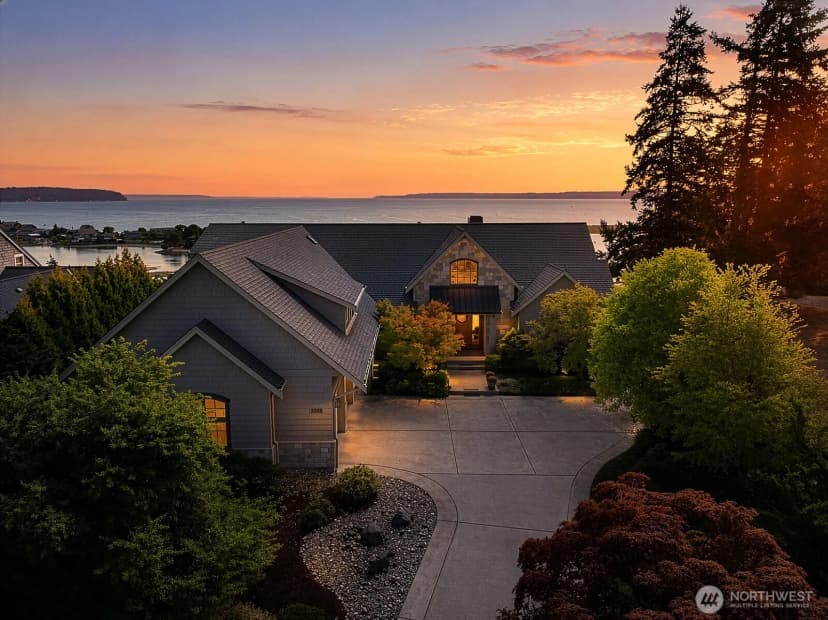 Property photo for 2382 Soundview Drive, Langley