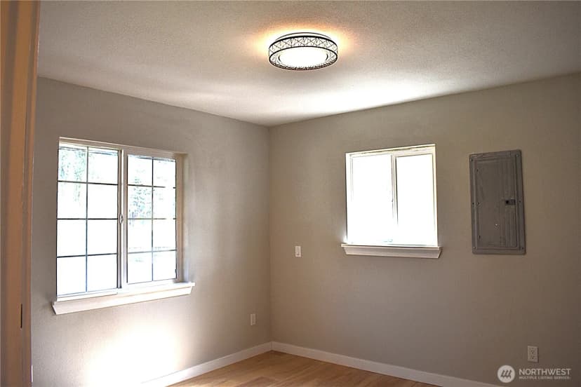 Property photo for 7604 52nd Avenue W, Lakewood photo 15