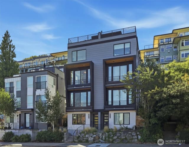 Property photo for 2011 Dexter Avenue N #a, Seattle