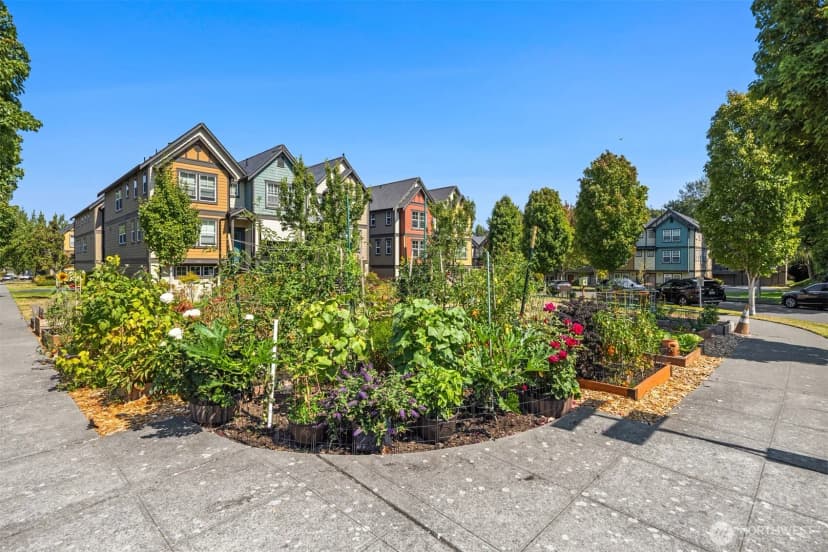 Property photo for 7174 27th Avenue Sw, Seattle photo 38