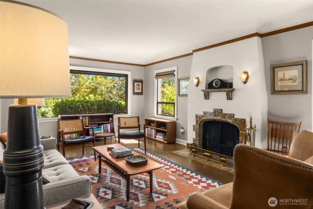 Property photo for 7965 Seward Avenue S, Seattle photo 5