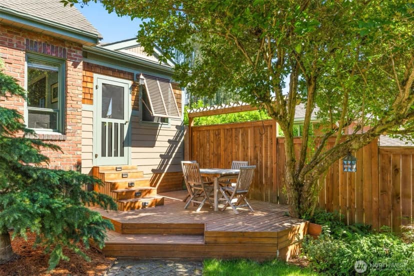 Property photo for 7965 Seward Avenue S, Seattle photo 10