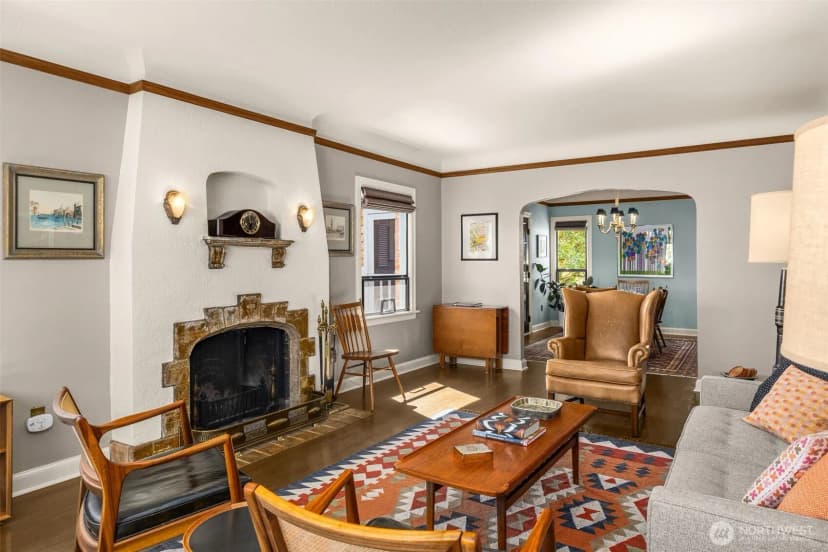 Property photo for 7965 Seward Avenue S, Seattle photo 4