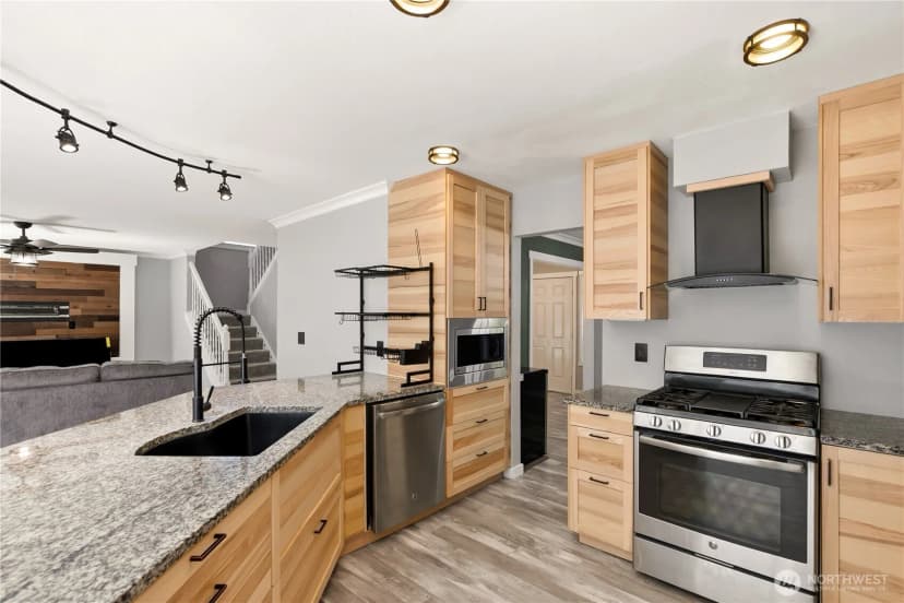 Property photo for 8208 243rd Street Ct E, Graham photo 12