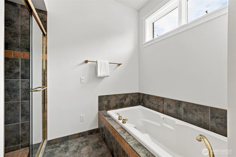 Property photo for 1010 Mill Avenue #302, Bellingham photo 14