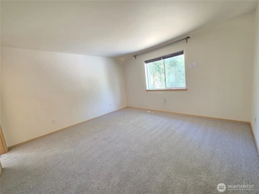 Property photo for 20702 190th Avenue E, Orting photo 27