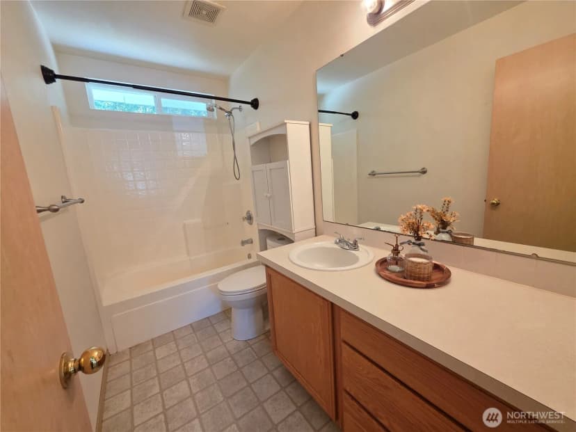 Property photo for 20702 190th Avenue E, Orting photo 33