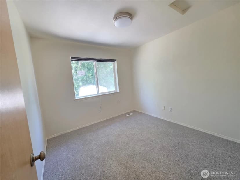 Property photo for 20702 190th Avenue E, Orting photo 31