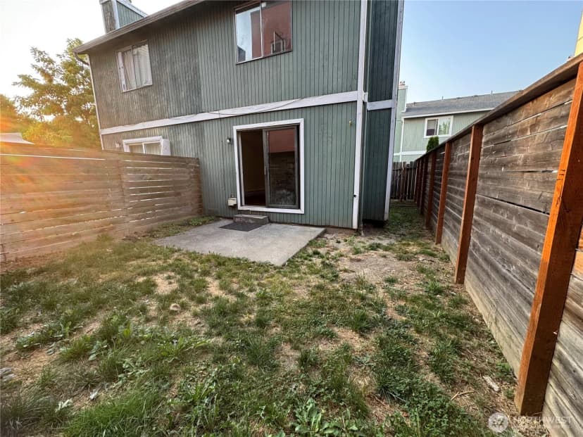 Property photo for 1915 E Spruce Street #a, Seattle photo 16