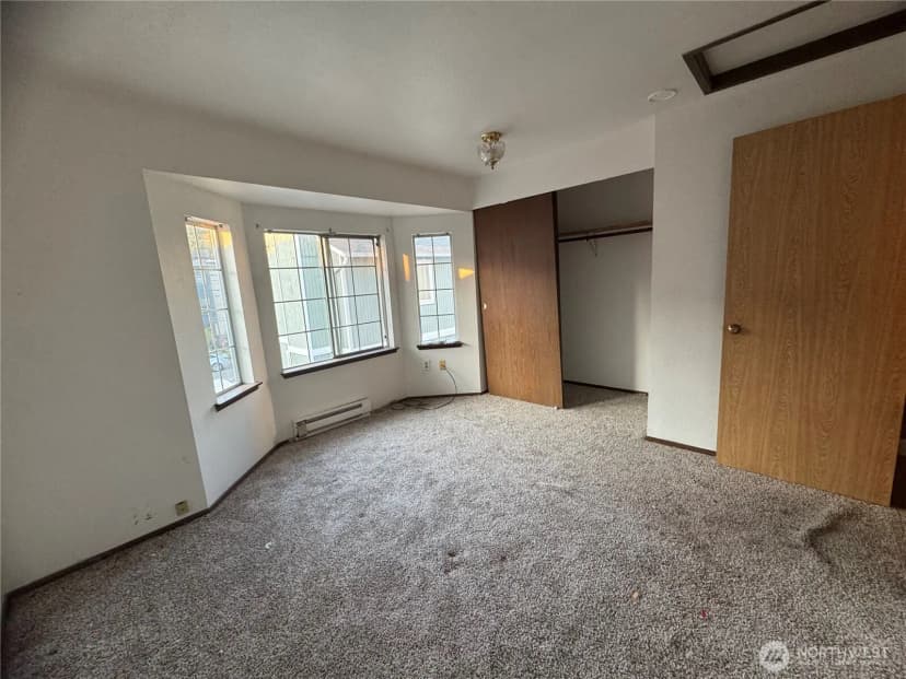 Property photo for 1915 E Spruce Street #a, Seattle photo 9