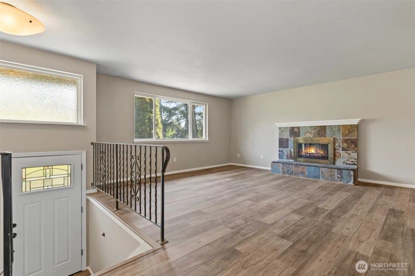 Property photo for 18922 9th Avenue Ct E, Spanaway photo 3