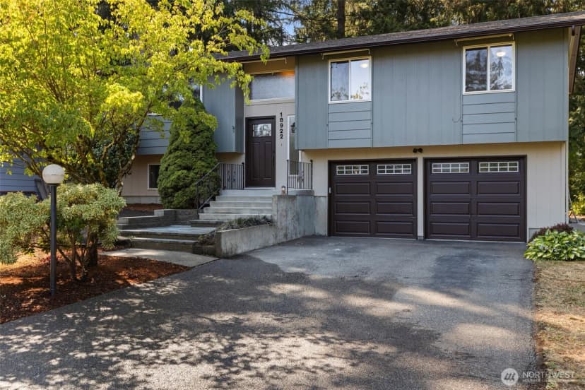 Property photo for 18922 9th Avenue Ct E, Spanaway photo 2