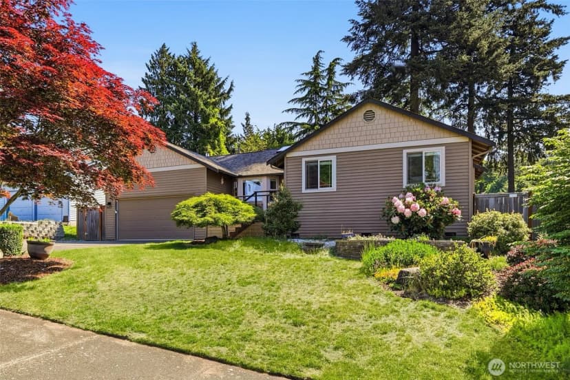 Property photo for 19808 137th Avenue Se, Renton photo 3
