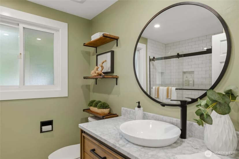 Property photo for 13323 108th Avenue Ne, Kirkland photo 19