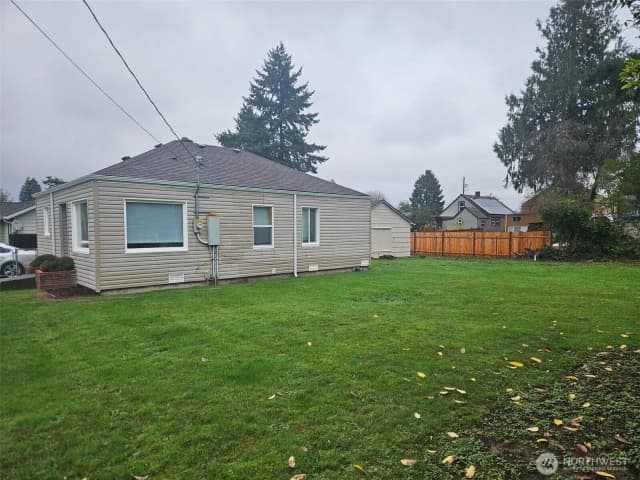 Property photo for 1720 Snyder Avenue, Bremerton photo 4