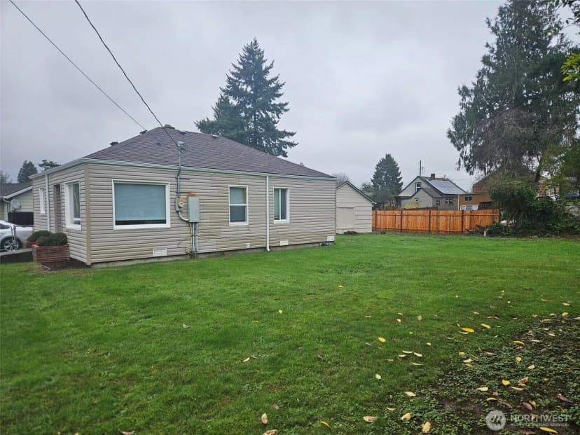 Property photo for 1720 Snyder Avenue, Bremerton photo 4