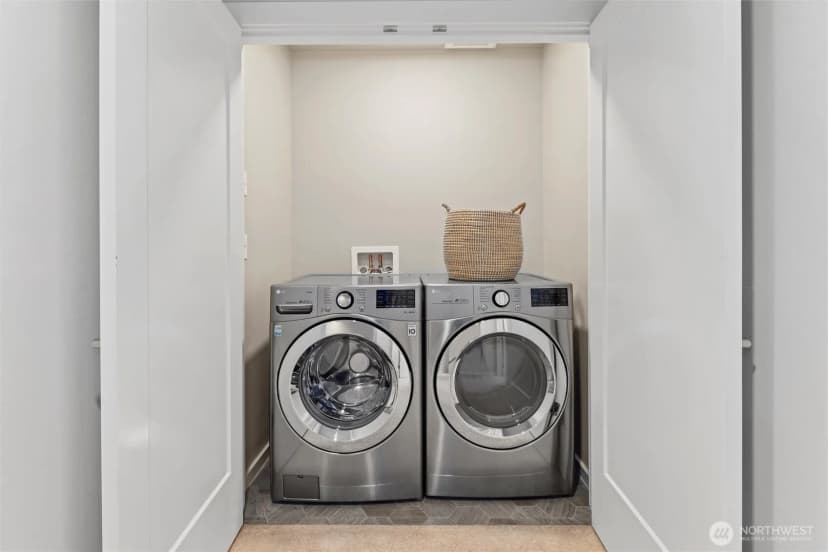 Property photo for 6861 Ne 170th Street #103, Kenmore photo 33