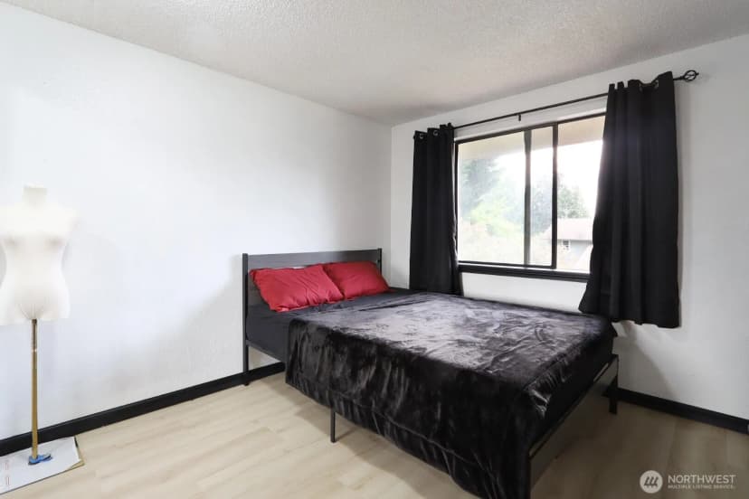 Property photo for 19205 40th Avenue W #b5, Lynnwood photo 12