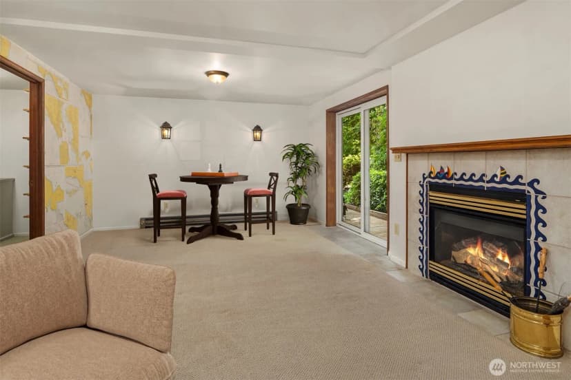 Property photo for 7921 E Mercer Way, Mercer Island photo 27