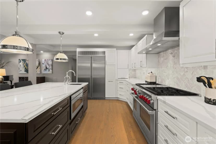 Property photo for 2061 E Beaver Lake Drive Se, Sammamish photo 6