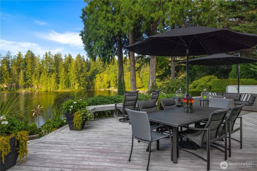Property photo for 2061 E Beaver Lake Drive Se, Sammamish photo 12