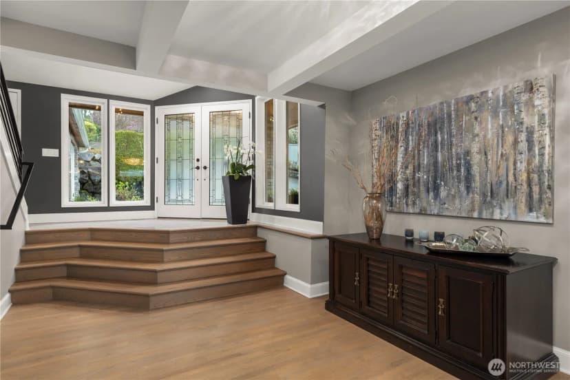 Property photo for 2061 E Beaver Lake Drive Se, Sammamish photo 18