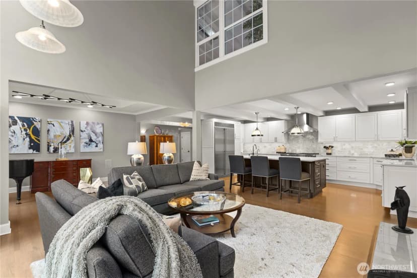Property photo for 2061 E Beaver Lake Drive Se, Sammamish photo 8