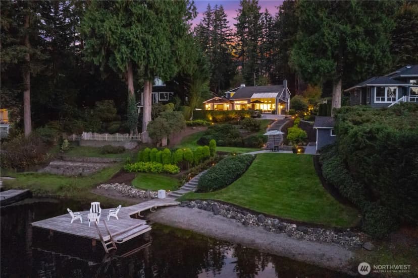 Property photo for 2061 E Beaver Lake Drive Se, Sammamish photo 24