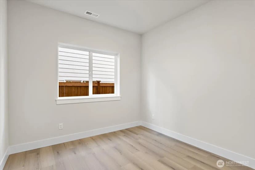 Property photo for 17915 Sunset Road, Bothell photo 6
