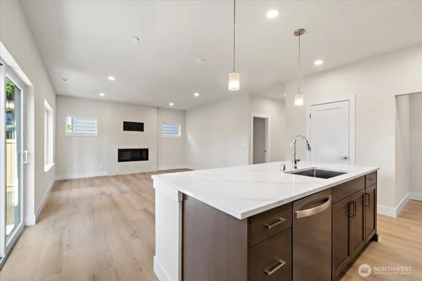 Property photo for 17915 Sunset Road, Bothell photo 11