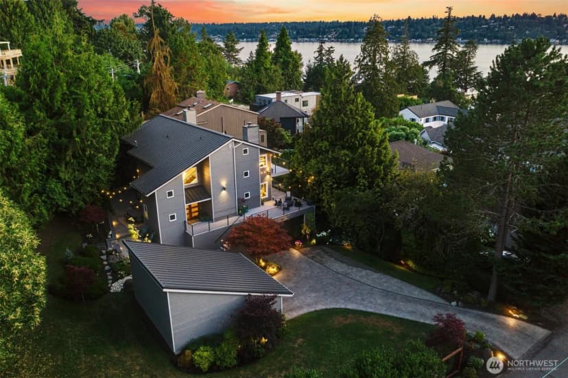 Property photo for 6065 Ne 135th Street, Kirkland photo 4