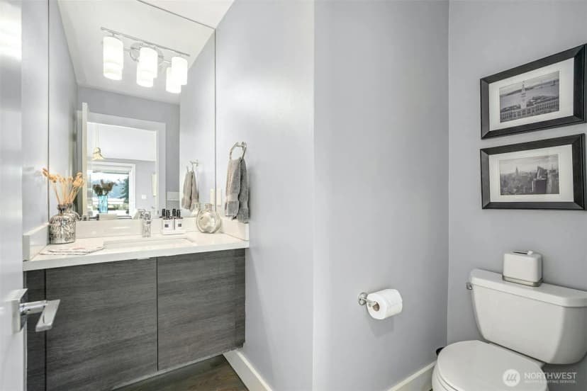 Property photo for 6065 Ne 135th Street, Kirkland photo 24