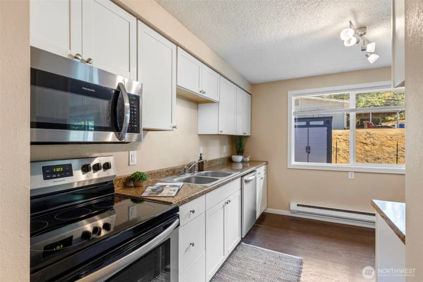 Property photo for 2707 Lexington Street Steilacoom, Steilacoom photo 9