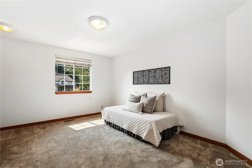 Property photo for 23046 Ne 19th Drive, Sammamish photo 18