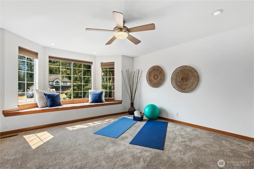 Property photo for 23046 Ne 19th Drive, Sammamish photo 19