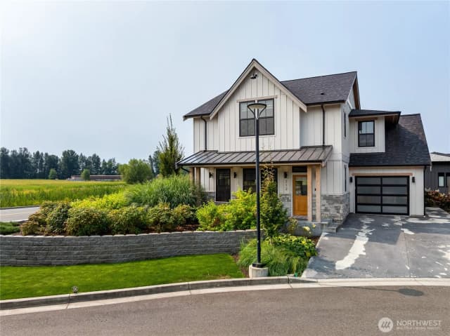 Property photo for 212 Riverwalk Dr., Lynden photo 3