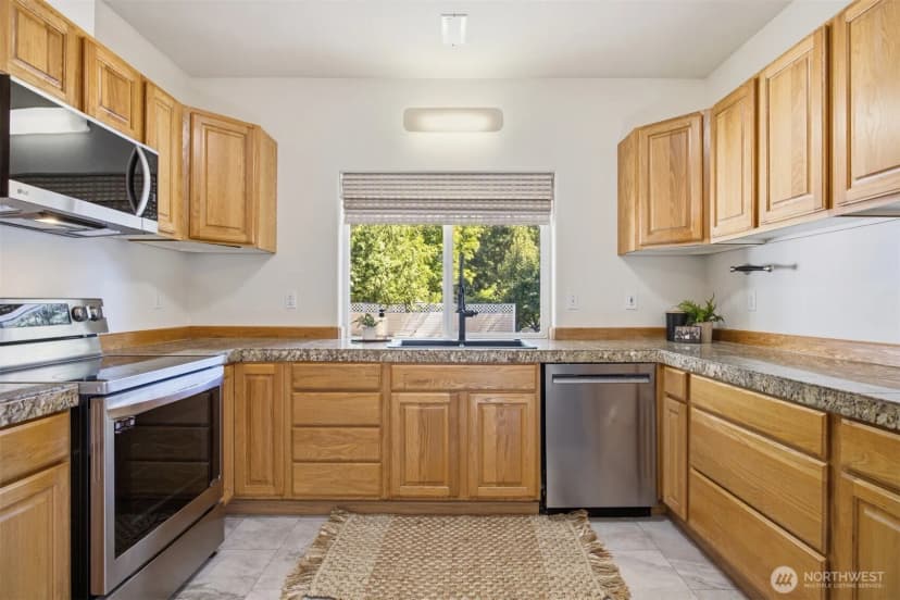 Property photo for 1203 Roland Street, Bellingham photo 17