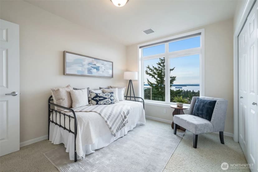 Property photo for 4847 California Avenue Sw #605, Seattle photo 18