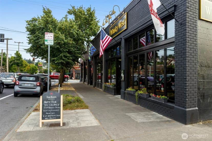 Property photo for 4847 California Avenue Sw #605, Seattle photo 37